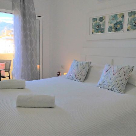 Deluxe Apartment In Benalbeach With Beach Views Benalmádena Exterior foto